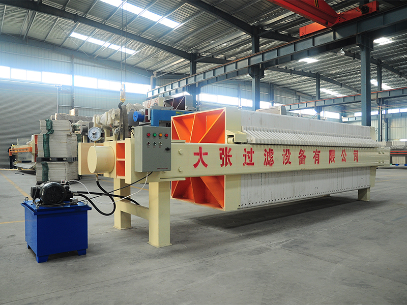 Chamber filter press